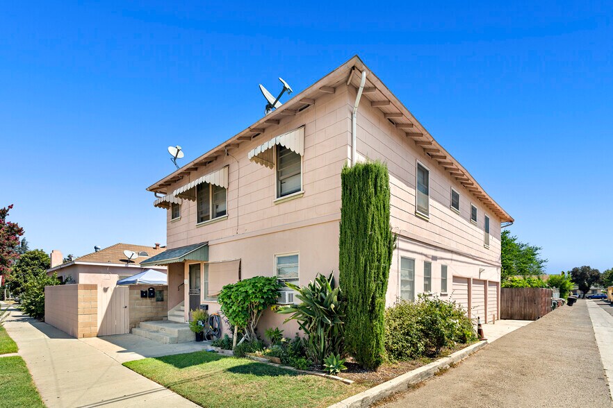 More Photos Of 302-304 E Wilhelmina St, Anaheim Apartments For Sale