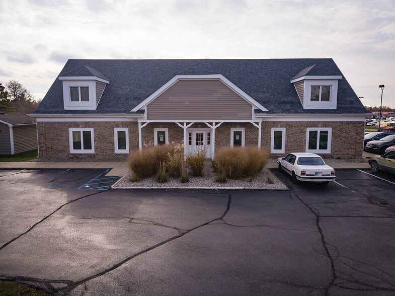 More Photos Of 125 Lakeshore Dr, Lebanon Office Residential For Lease