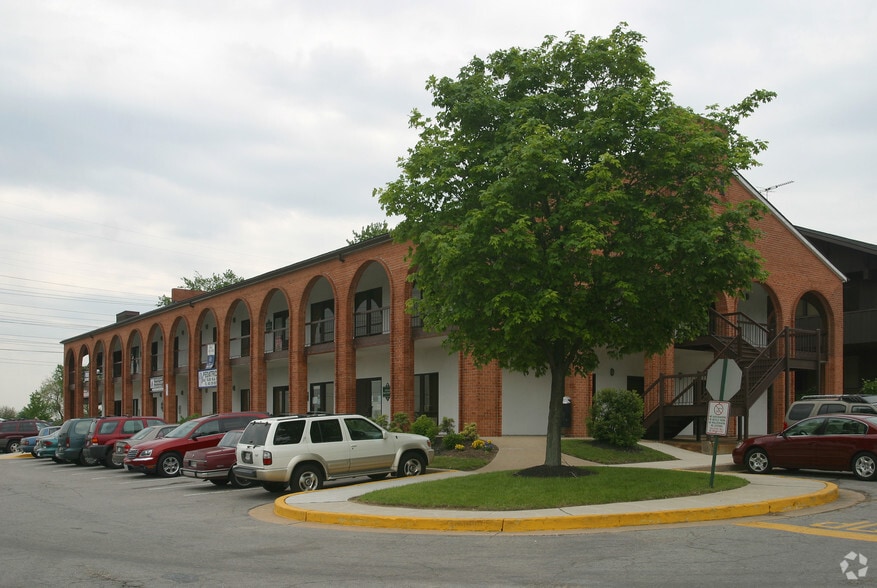 More Photos Of 1101 N Point Blvd, Baltimore Office For Lease