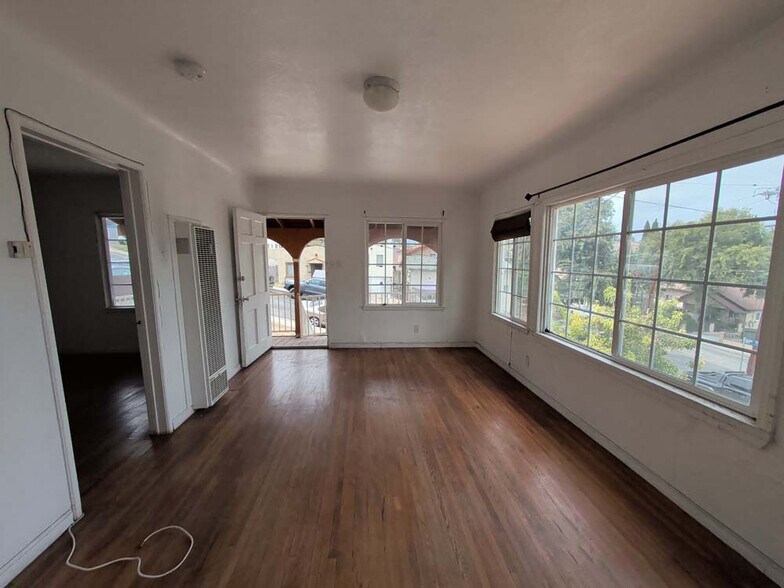 More Photos Of 4790 Academy St, Los Angeles Apartments For Sale