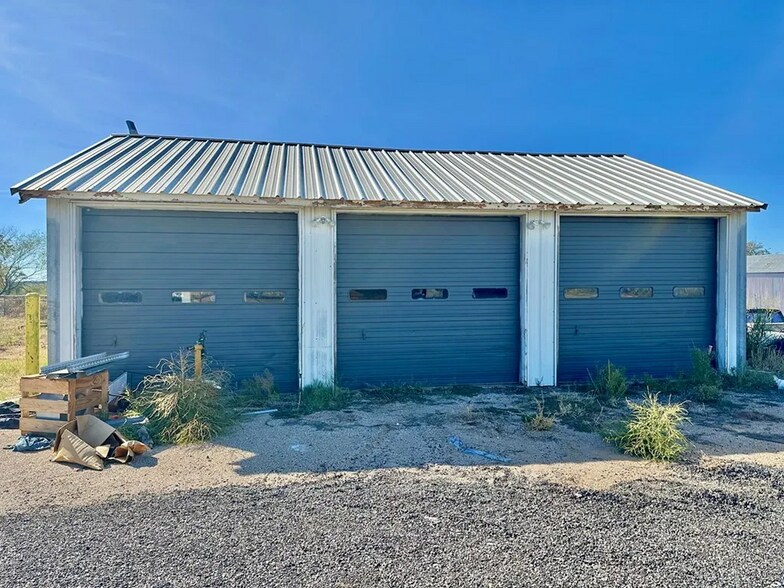 More Photos Of 1307 Elm St, Sweetwater Flex For Sale
