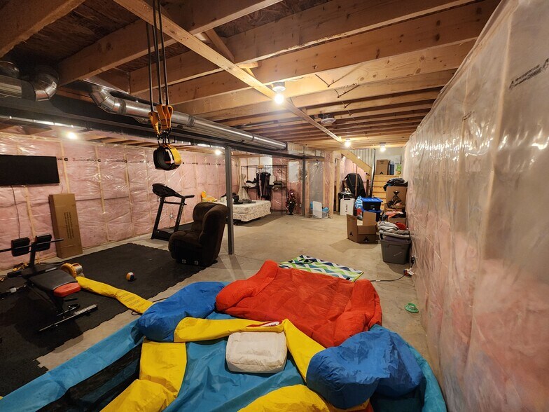 More Photos Of 32 David St, Spencerville Apartments For Sale