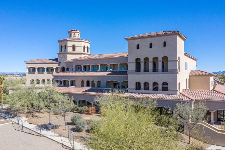 More Photos Of 7410 N Zanjero Blvd, Glendale Office For Sale