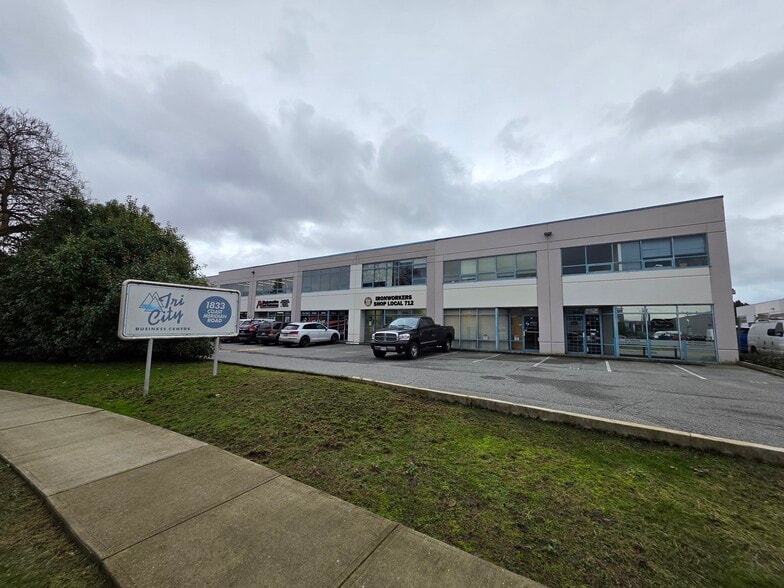 More Photos Of 1833 Coast Meridian Rd, Port Coquitlam Warehouse For Sale