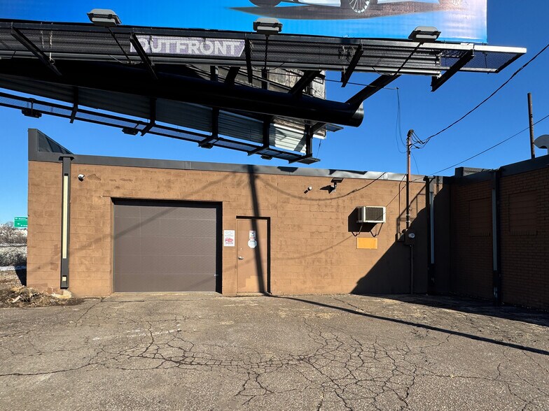 More Photos Of 1501 N Washington Ave, Minneapolis Warehouse For Sale