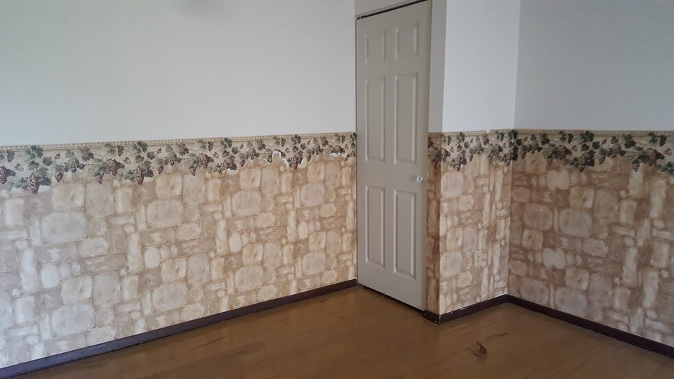 More Photos Of 624 Cleveland Rd E, Huron Apartments For Sale