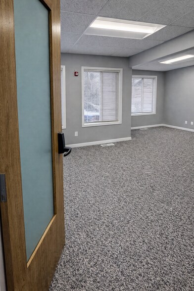 More Photos Of 9426 Stewartown Rd, Gaithersburg Loft Creative Space For Lease