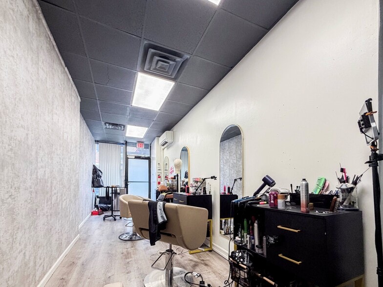 More Photos Of 887 Rutland Rd, Brooklyn General Retail For Lease