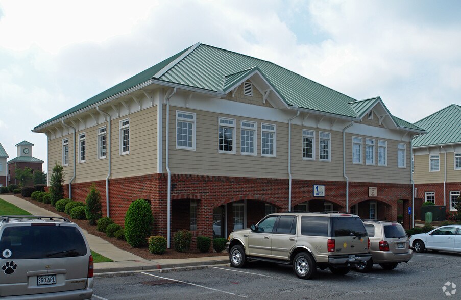 More Photos Of 37 Calumet Unit 103 Lullwater Circle, Newnan Medical For Lease