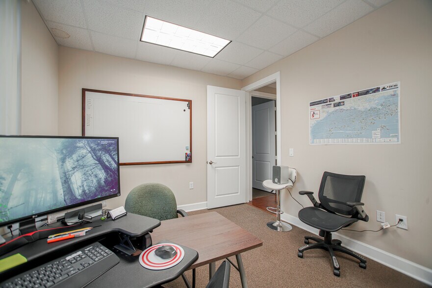 More Photos Of 16000 Park Ten Pl, Houston Office For Lease