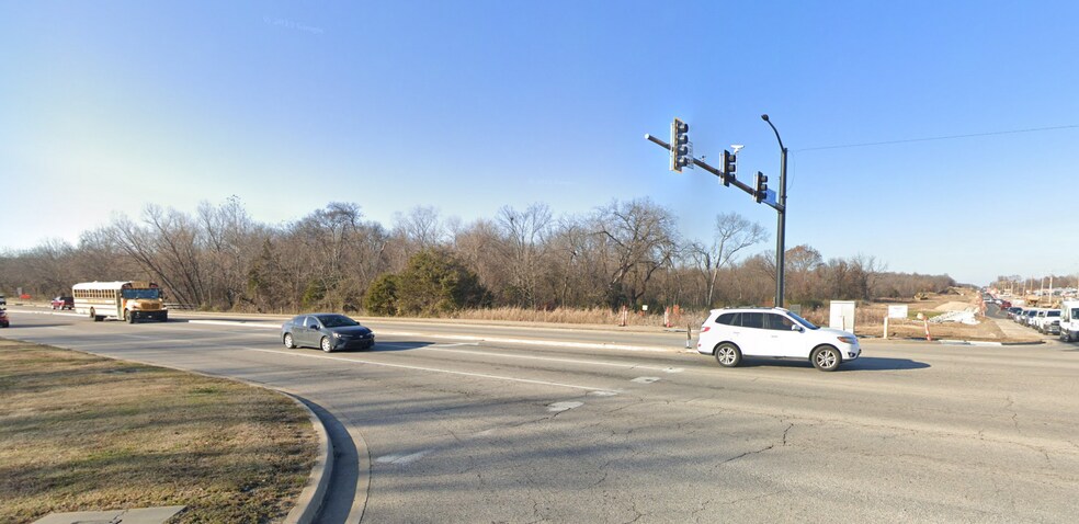More Photos Of E Kenosha St @ Creek Turnpike, Broken Arrow Land For Sale