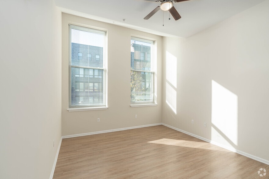 More Photos Of 413 N Howard St, Baltimore Apartments For Lease