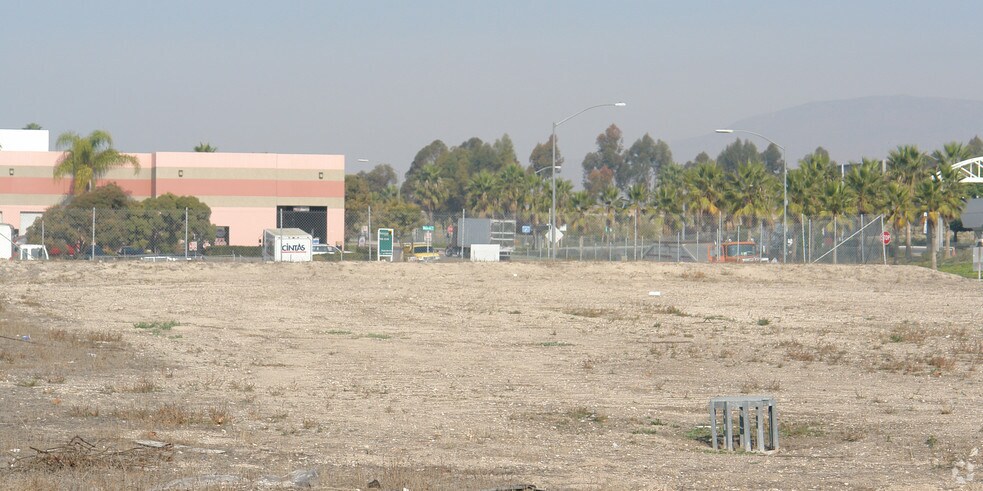 More Photos Of 10135 Marconi Dr, San Diego Land For Lease
