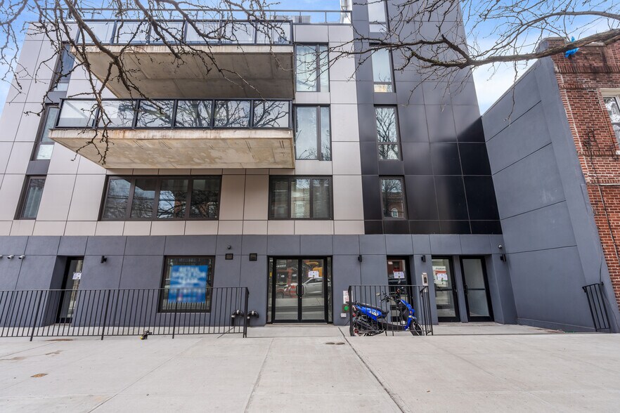 More Photos Of 12-20 Astoria Blvd, Astoria Apartments For Sale