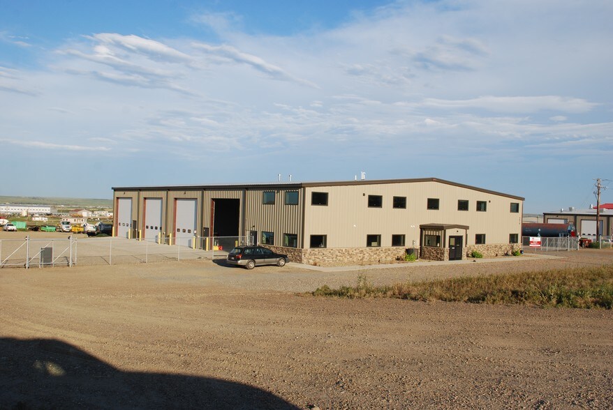 More Photos Of 5818 Jefferson Ln, Williston Warehouse For Sale