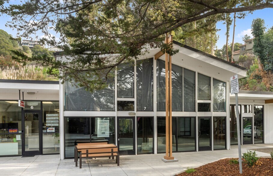 More Photos Of 4100 Redwood Rd, Oakland Unknown For Lease