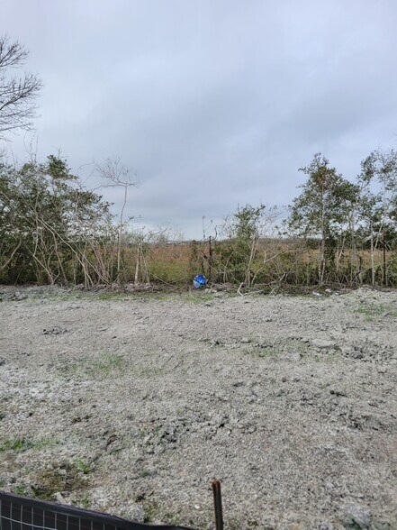 More Photos Of 3827-3551 Fm 2004, Texas City Land For Sale