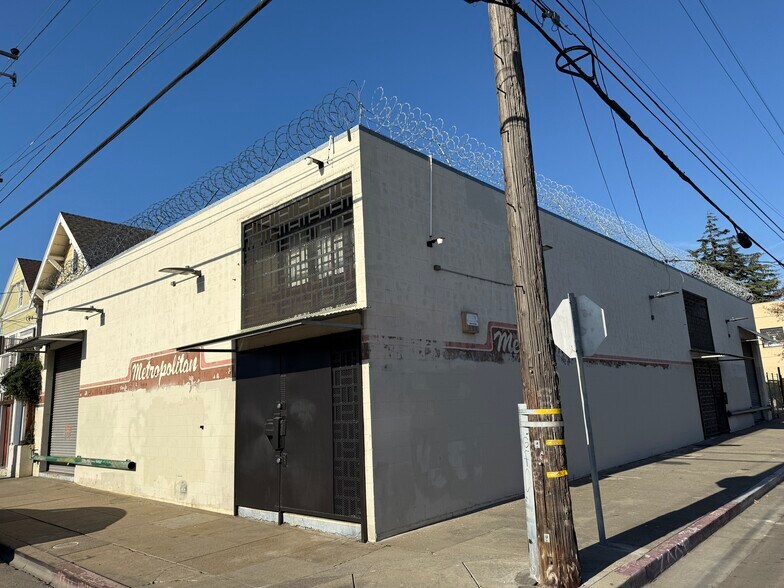 More Photos Of 550 E 10th St, Oakland Warehouse For Lease