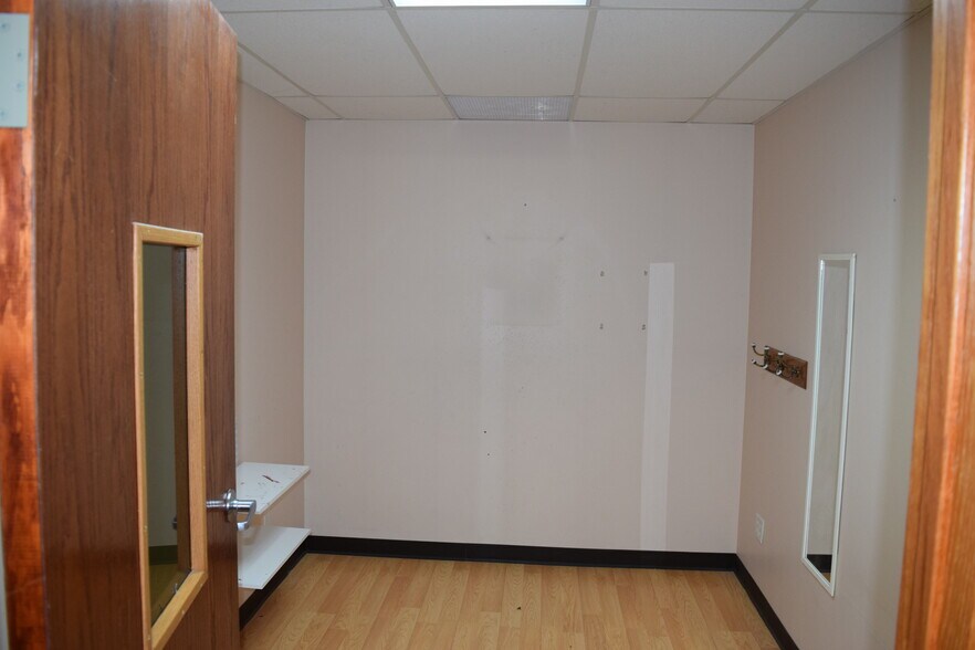 More Photos Of 11154 Huron St, Northglenn Medical For Sale