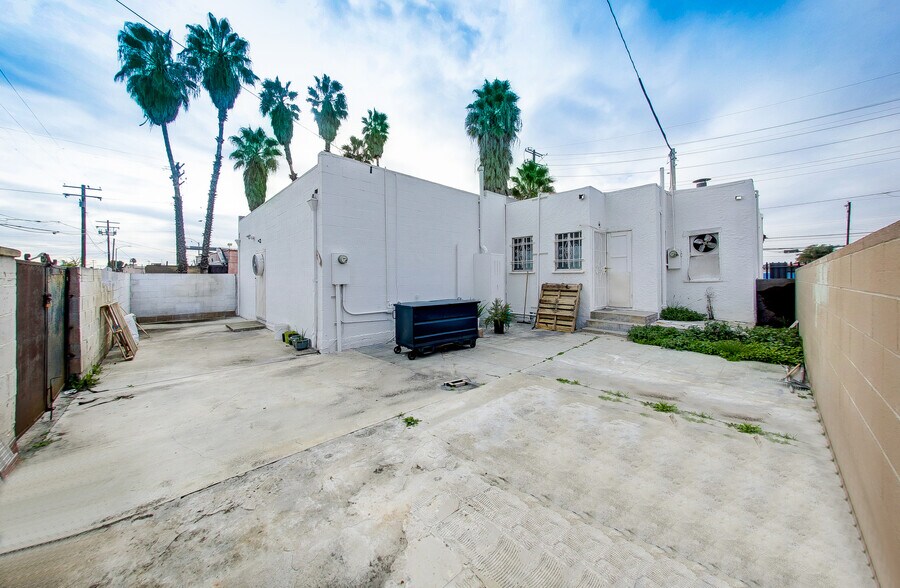 More Photos Of , Pico Rivera General Retail For Sale