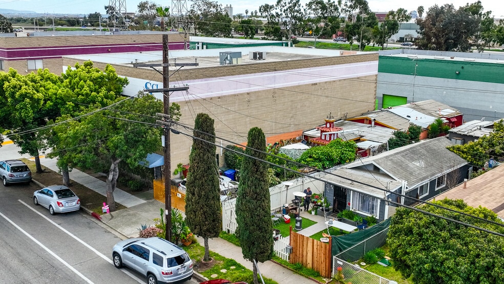 More Photos Of 2050 Wilson Ave, National City Manufacturing For Lease