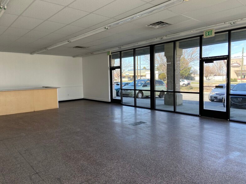 More Photos Of 7125-7135 W 3500 S, Salt Lake City Self Storage For Lease