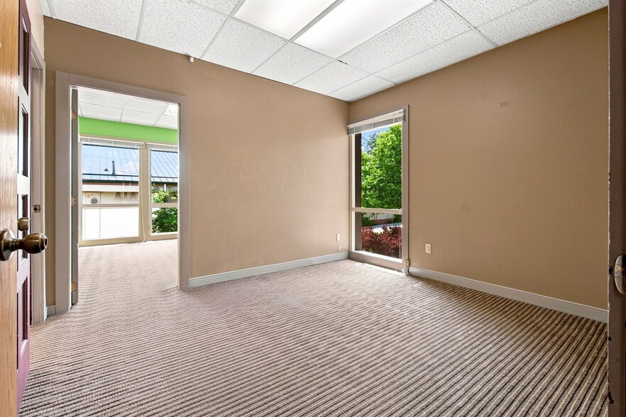 More Photos Of 4836 S College Ave, Fort Collins Office For Lease