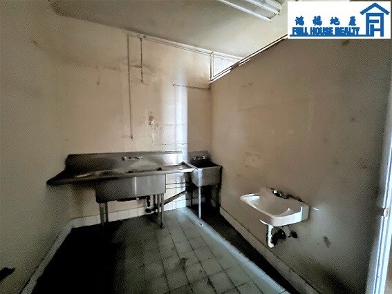 More Photos Of 150-168 S San Gabriel Blvd, San Gabriel Storefront For Lease