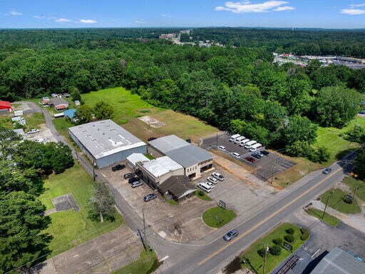 More Photos Of 224 AL-195, Jasper Storefront Retail Office For Sale