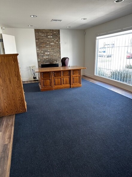 More Photos Of 811 S 6th St, Las Vegas Office For Lease