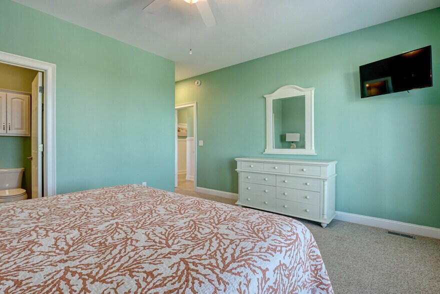 More Photos Of 2068 New River Inlet Rd, North Topsail Beach Apartments For Sale