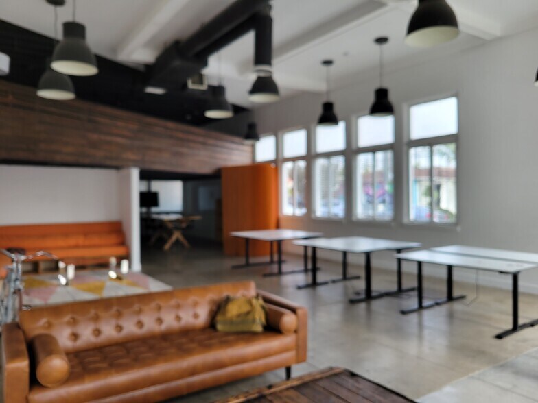 More Photos Of 12503 Venice Blvd, Los Angeles Freestanding For Lease