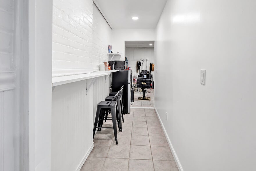 More Photos Of 6 Woodward Ave, Norwalk General Retail For Sale