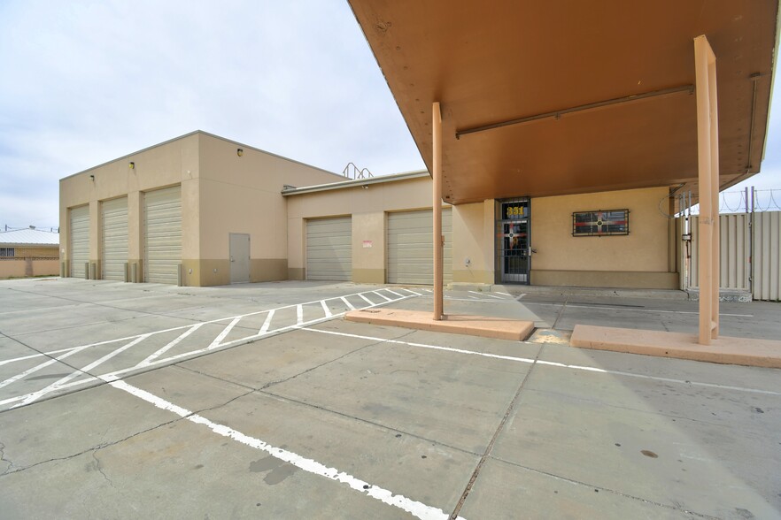 Primary Photo Of 351 Yucca Dr NW, Albuquerque Industrial For Sale