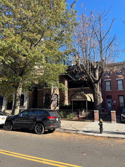 Primary Photo Of 519 Clinton Ave, Brooklyn Religious Facility For Sale