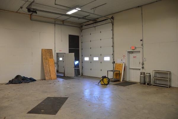 More Photos Of 602-0 Industrial Dr, Orwigsburg Manufacturing For Sale