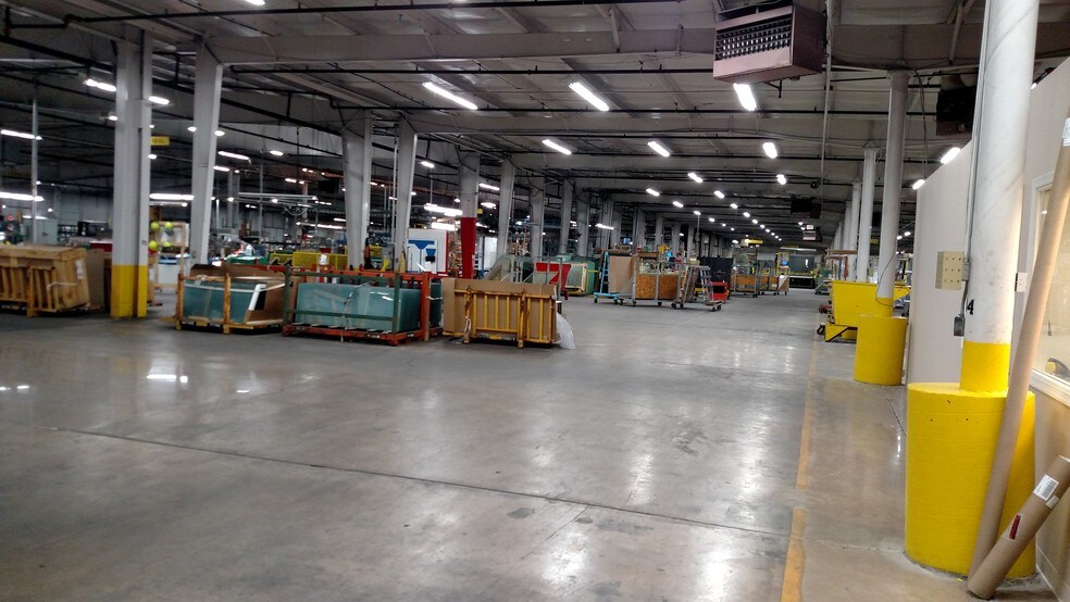 More Photos Of 472 California Rd, Quakertown Manufacturing For Lease