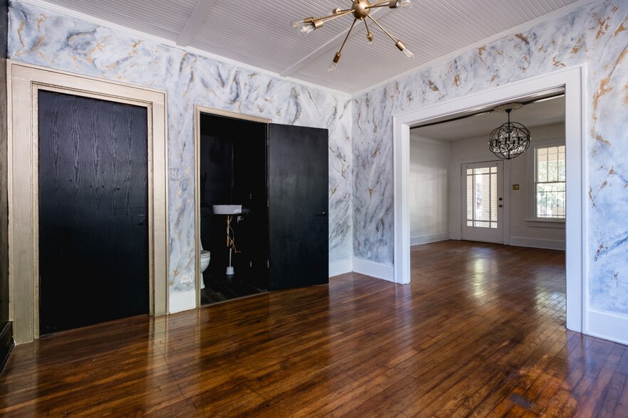 More Photos Of 525 N Pine St, Little Rock Office Residential For Lease