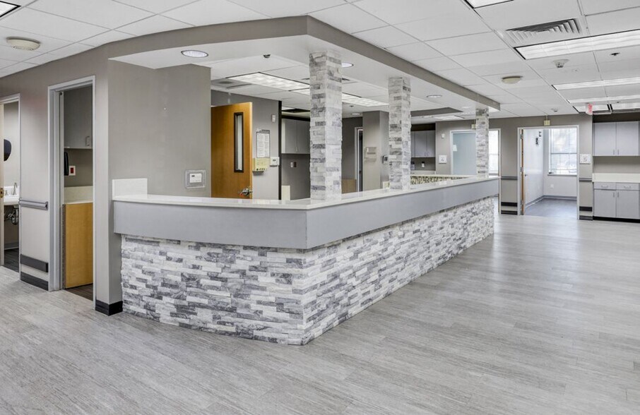More Photos Of 13431 Blanco Rd, San Antonio Medical For Lease
