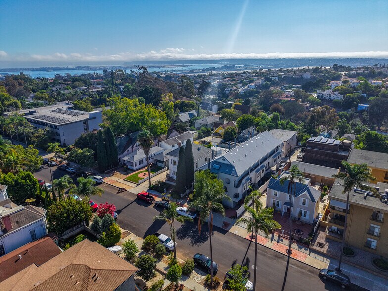 More Photos Of 3560 Front St, San Diego Multifamily For Sale