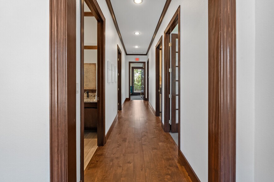 More Photos Of 6115 New Copeland Rd, Tyler Medical For Sale