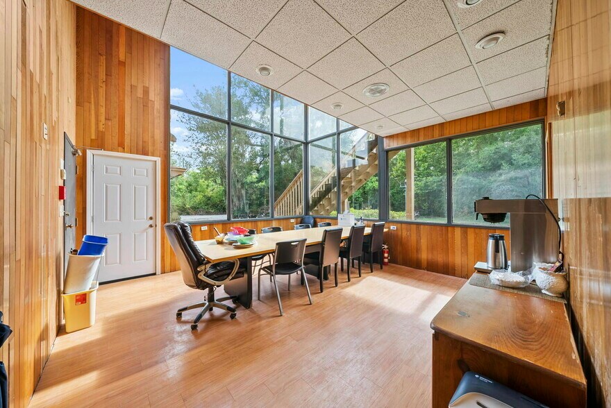 More Photos Of 1600 Jenks Ave, Panama City Medical For Sale