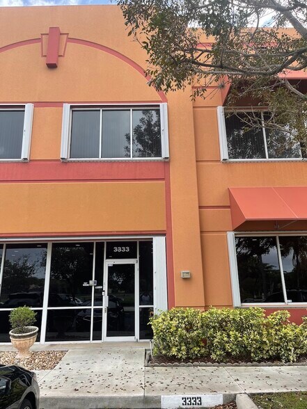 More Photos Of 3301-3389 NW 97th Ave, Miami Warehouse For Sale