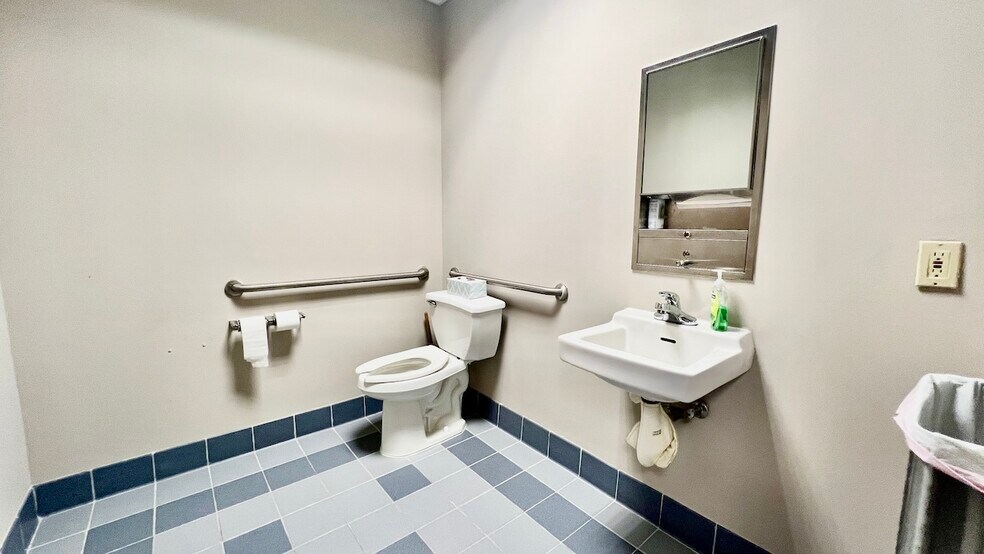 More Photos Of 46 Technology Pky S, Norcross Loft Creative Space For Lease