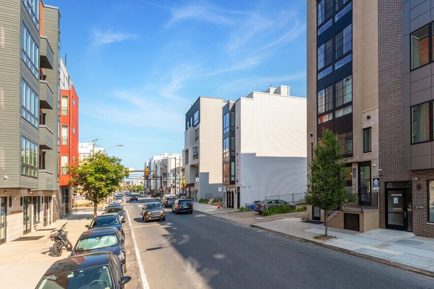 More Photos Of 1541 Ridge Ave, Philadelphia Storefront Retail Residential For Lease