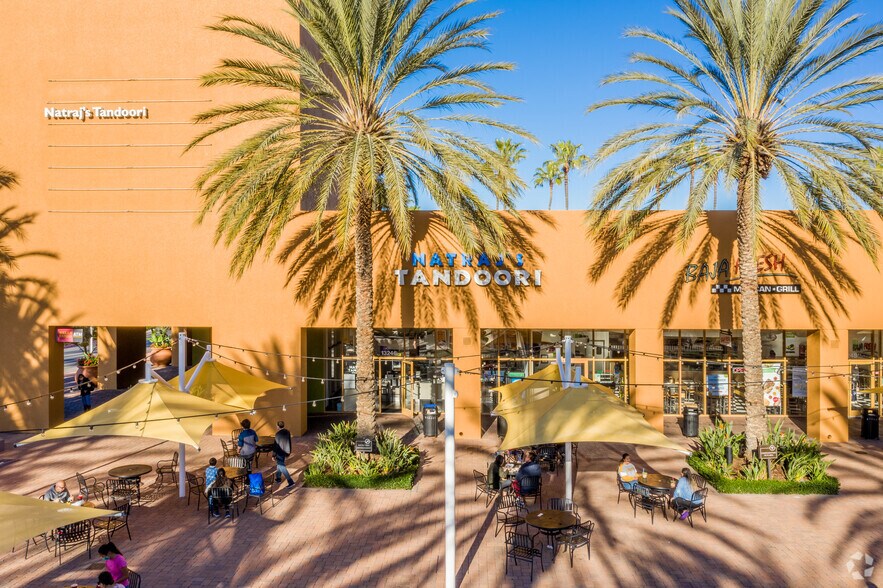 More Photos Of 2915-3011 El Camino Real, Tustin Unknown For Lease