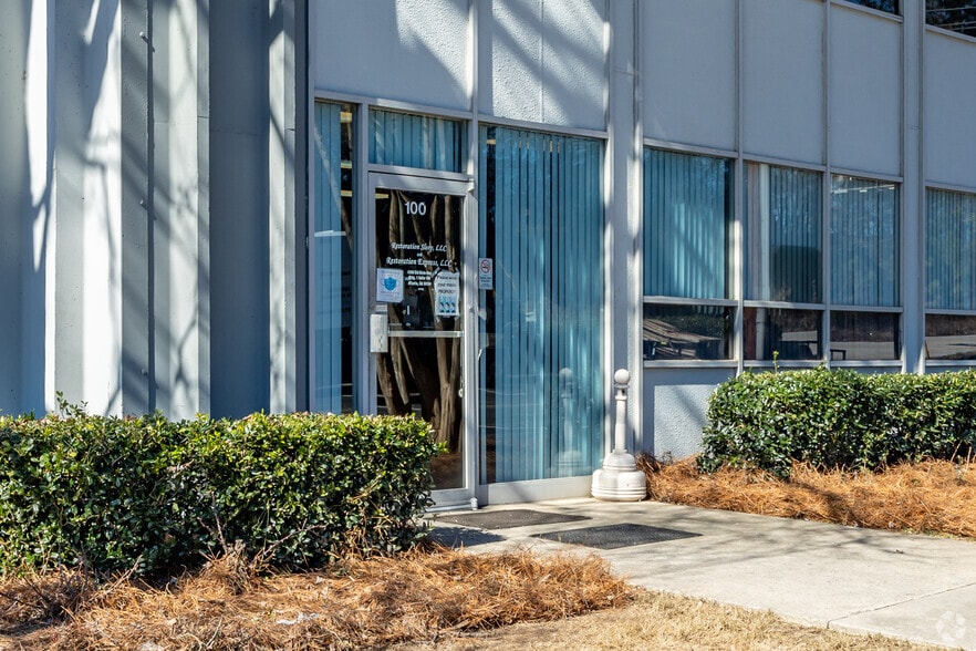More Photos Of 4099 Old Dixie Hwy, Atlanta Distribution For Lease