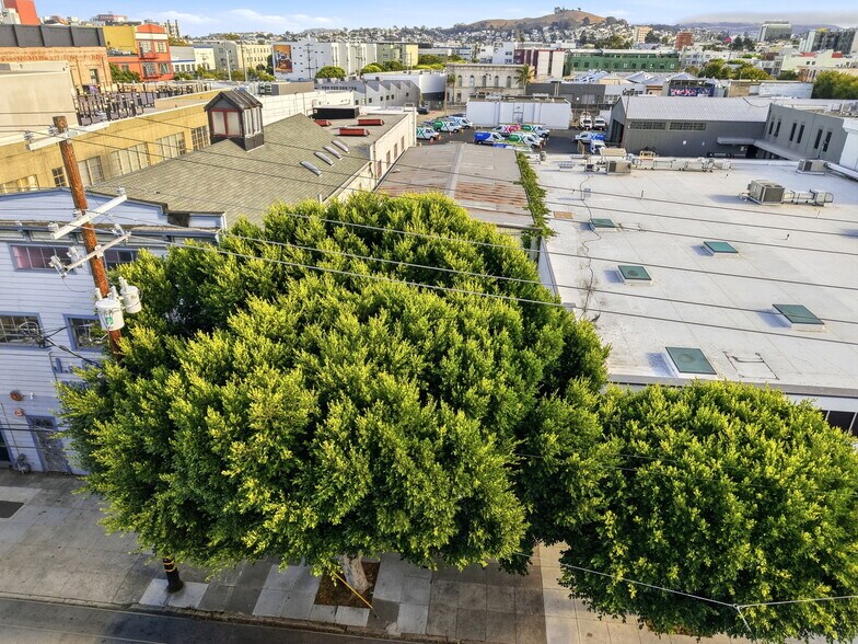 More Photos Of 2757 16th St, San Francisco Warehouse For Lease