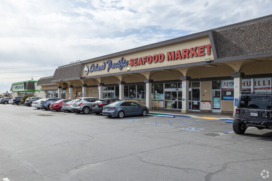 More Photos Of 4833-4917 S Rose Ave, Oxnard Supermarket For Sale