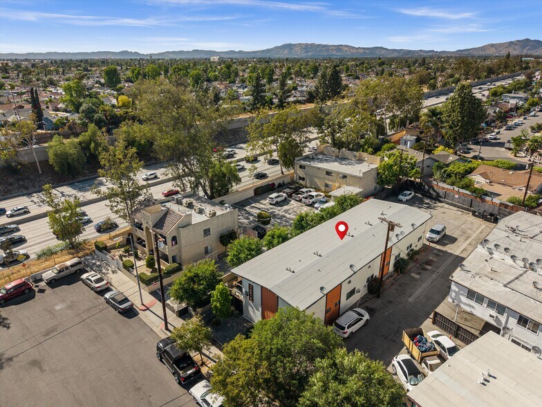 More Photos Of 12515 Saticoy St, North Hollywood Apartments For Sale